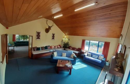 Turangi Hostel | Tongariro River Retreat