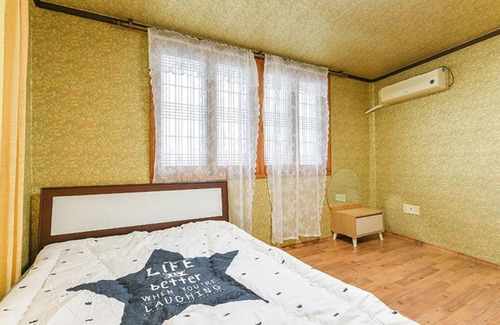 Geoje House | Tongyeong Gaetbawi Pension