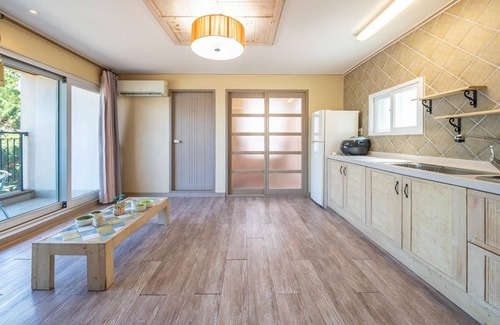 Asa House | Tongyeong Haegando Pension