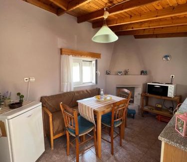 Lemnos House | Tonia’s & Chris House