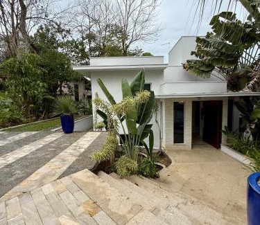 Toninhas House | Toninhas Beach - Gated Community - Ubatuba-SP