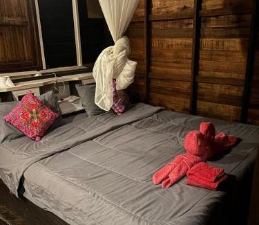 Ko Lanta Old Town House | Tonmai Suite II