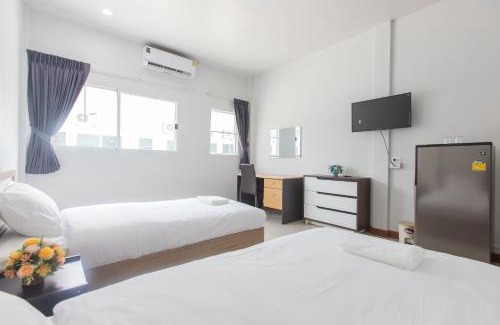 Sam Wa Tawan Ok House | Tonsoi Hathairat