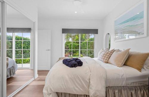 Long Jetty House | Toowoon Bay - Tranquil Couples Retreat - EV Powerpoint