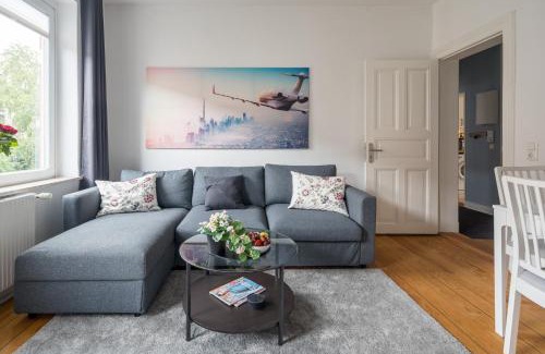 Mitte Apartment | TOP 2 Zimmer Altbauwohnung in Kiel Mitte 24-7 Check In