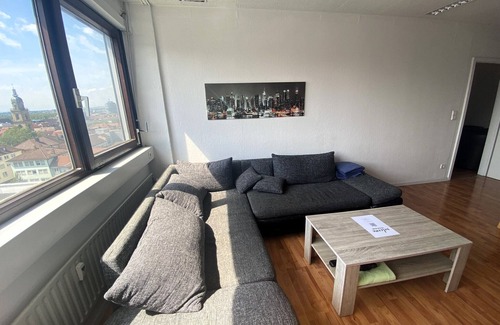 Heilbronn Apartment | Top 4-zimmer-wohnung mit in Zentraler Citylage mit Ausblick!