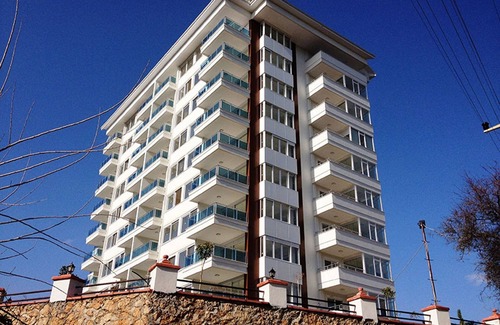 Tosmur Belediyesi Apartment | TOP apartment with pool, sauna and gym