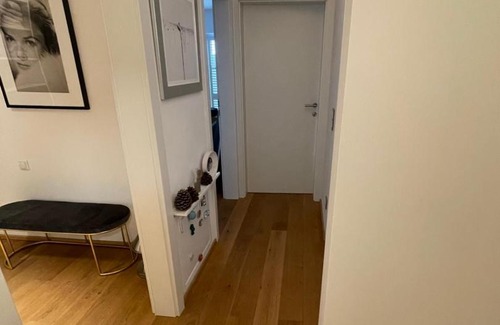 Laakirchen House | Top ausgestattetes Reihenhaus mit Dachterrasse in Salzburg Stadt