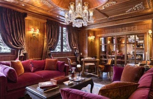 Le Praz Ski Chalet | Top Chalet in Courchevel