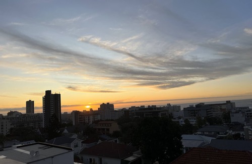 Sea Point Apartment | Top Corner Apartment With Views To Robben Island and a corner of Table Mountain