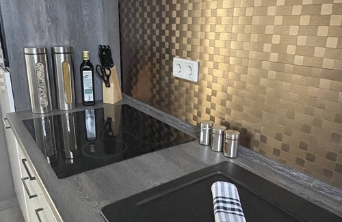 Schultendorf Apartment | -Top equipment- Free Netflix/Wifi/Parking