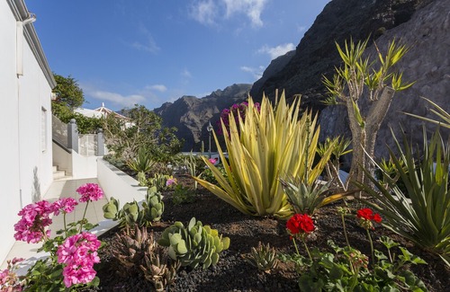 Los Gigantes Villa | Top equipped luxury villa in one of the best locations of Los Gigantes.
