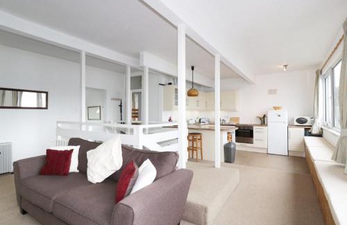 Tighnabruaich Apartment | Top Flat