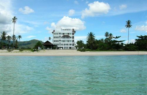 Khanom Apartment | Top-Floor 1-Bedroom Ocean View Condo