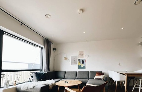Hoyvik Apartment | Top-Floor 2-BR APT w/balcony