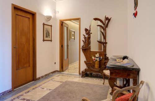 Borgo-Sanzio Apartment | Top Floor Aparthotel Bentivoglio 3