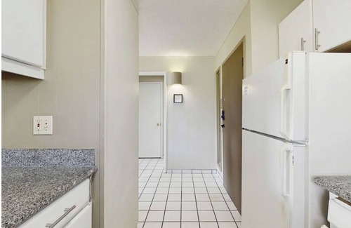 Wailua Apartment | Top Floor, Centrally Located Condo, AC, Private Lanai, Steps to Beach