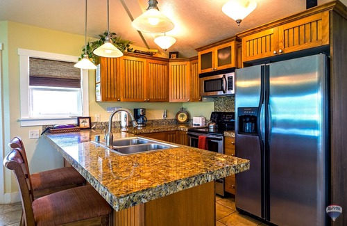 Princeville Condo | Top Floor Condo Close to Beaches