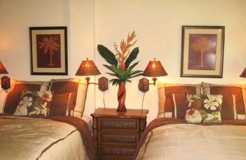 Wailua Condo | Top Floor corner unit in main building !