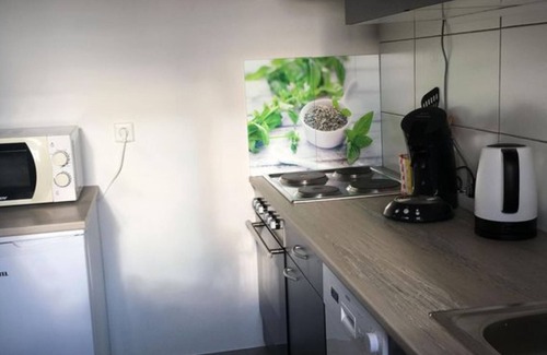 Schwalbach am Taunus Apartment | Top floor studio apartment