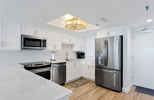 New Smyrna Beach Condo | Top-floor direct oceanfront condo with a private balcony, heated pool and beach access