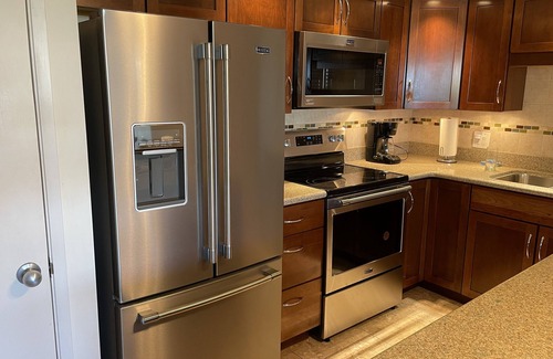 Kihei Condo | Top floor end unit great ocean view