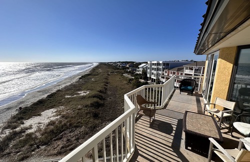 Folly Beach Condo | Top Floor End Unit Spectacular Views