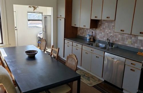 Cow Hollow Condo | *Top Floor Flat*Beautiful Views*Wonderful Location*