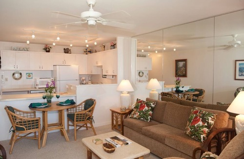 Kihei Condo | Top-Floor, Full A/C, Beachfront/Oceanfront Tropical Paradise Await