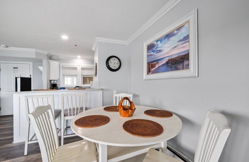 Boyne City Condo | Top-Floor Lake Charlevoix Condo | Private Beach Access | Gas-Log Fireplace