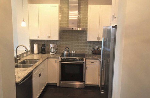Rosemary Beach Condo | Top floor loft with MBR, bunk room, each with own bath, on Barrett Square