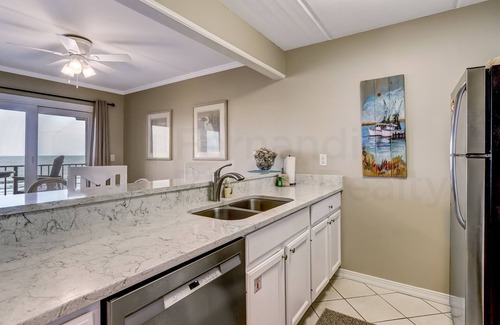 Ocean Cay Condo | Top floor Oceanfront condo that has spectacular ocean views and sunrises. This condo sleeps 6.