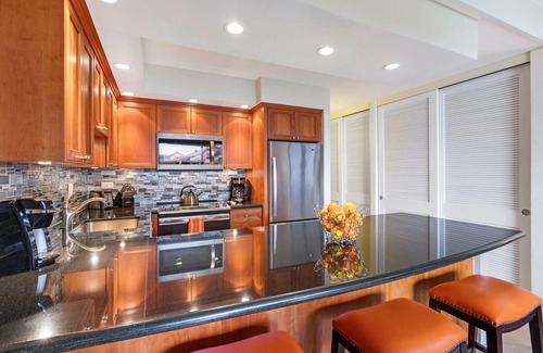 Honokowai Condo | TOP FLOOR - OCEAN VIEWS - PAPAKEA RESORT