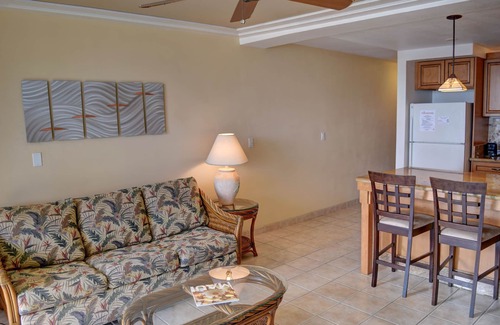 Kihei Condo | Top floor, oceanfront, steps to beach!