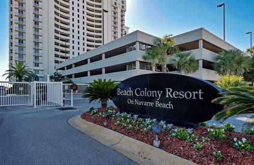Navarre Beach Condo | TOP FLOOR Penthouse-19th floor! Beach Colony West. Remodeled bathrooms 2025!