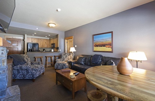 Whitefish Condo | Top floor ski condo with direct ski in and out. Hiking and biking too! Hot tub
