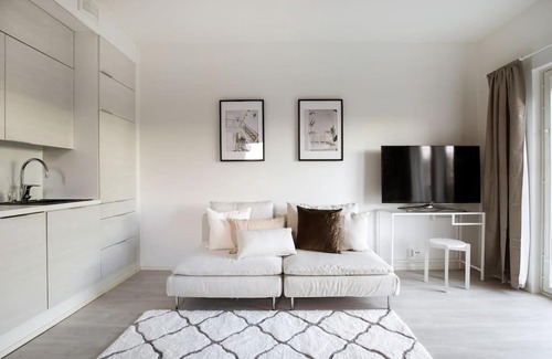Kirkkonummi Apartment | Top Floor Tarutie