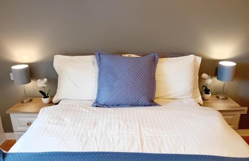 Killarney Apartment | Top Floor Townhouse