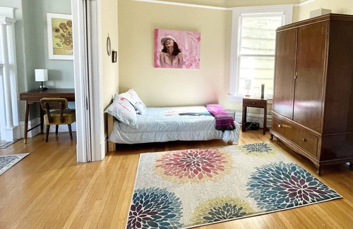Inner Richmond Condo | Top floor Victorian 3 bedroom condo