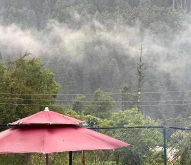 Pahalgam House | Top Hill Cottage