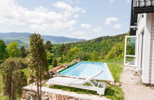 Yaremche House | Top House