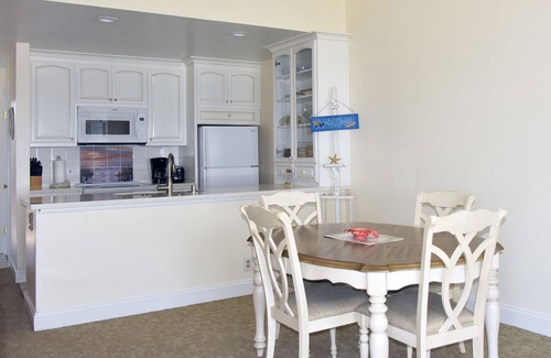 Pajaro Dunes Condo | Top level, premium oceanfront condo with 180° unobstructed ocean view.