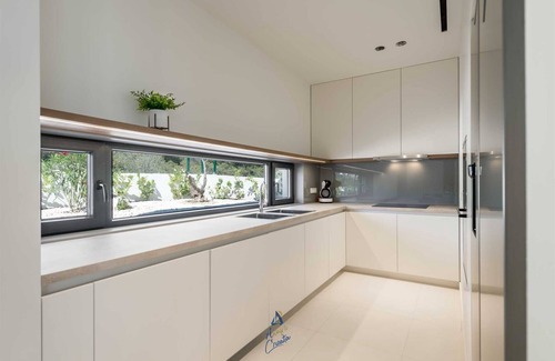 Primosten Villa | Top luxury design villa for 8 with pool near sea
