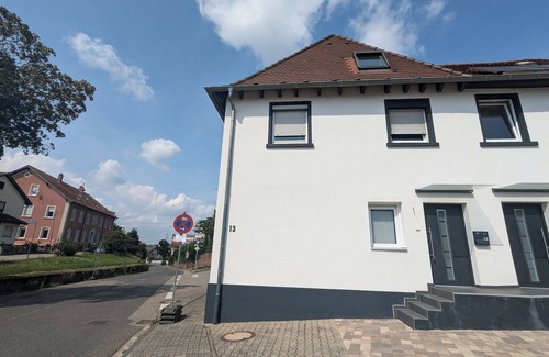 Rheinstetten Apartment | Top Messe Wohnung, trade fair, 6 Minuten zur Messe