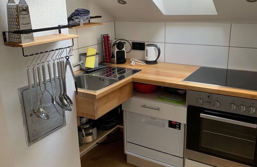 Meersburg Apartment | Top modern, very quiet apartment right by the forest - 5 minutes by bike from Lake Constance