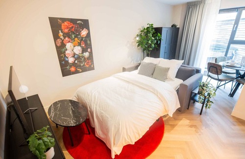 Hilversum Apartment | Top-notch 1BR Serviced Apartment (KS71-T)