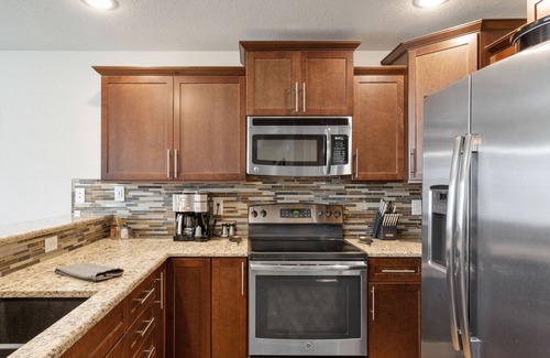 Cheyenne House | Top Notch Townhouse with Arcade
