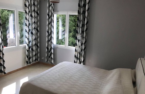 Nans-les-Pins Bed & Breakfast | Top of House- 3 bedroom.