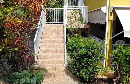 Lamentin Apartment | Top of Villa LA FLEUR DE CANNE