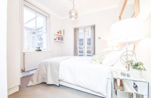 Redcliffe Apartment | Top Properties Chelsea